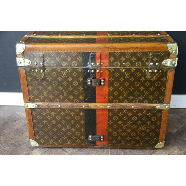 Vintage Shoe Trunk by Louis Vuitton, 1920 For Sale - Image 11 of 18