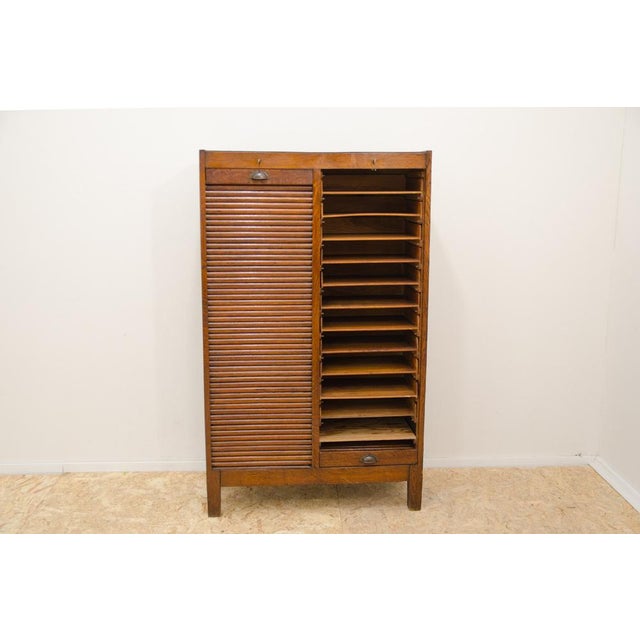 Modernist Roller Blind Cabinet, Czechoslovakia, 1930s For Sale - Image 4 of 18