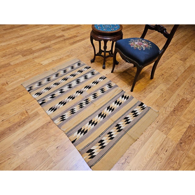 Vintage Native American Navajo Rug, Handwoven Wool, Chinle Revival Pattern, Tan & Black, 3x5 For Sale - Image 15 of 15