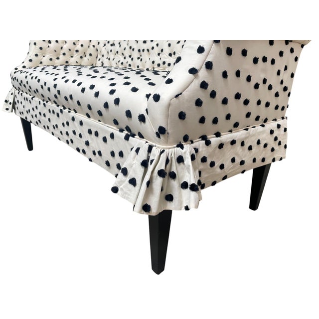 Custom Raised Polka Dot Fabric Tufted Settee For Sale In Chicago - Image 6 of 8
