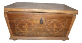 Example of Trunks and Blanket Chests in Minneapolis