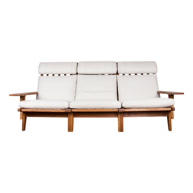 Large Danish Model GE375 Sofa in Oak and Fabric by Hans Wegner for Getama, 1960s For Sale