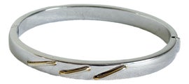 Example of Bangles