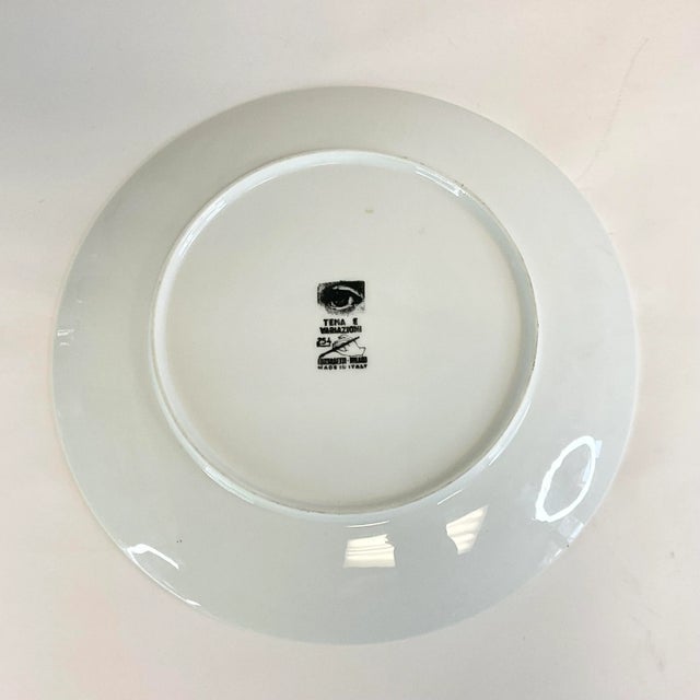Abstract 1960s Vintage Italian Abstract Piero Fornasetti #254 Tema E Variazoni Porcelain Decorative Plate For Sale - Image 3 of 10