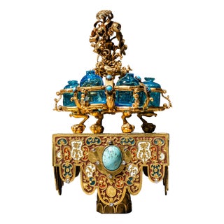 Gold Sedan Chair with Perfume Flasks in the style of Johann Melchior Dinglinger, Saxony, 1700, Set of 7 For Sale