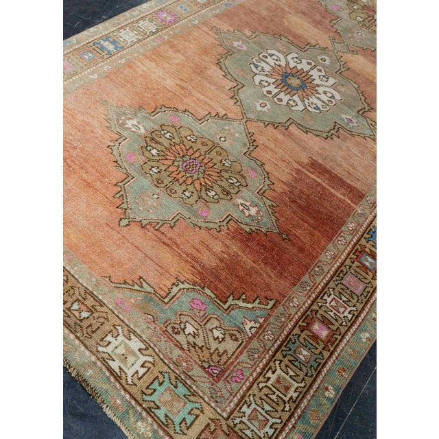 Textile Turkish Vintage Rug 4'8" x 9'8" #21390 For Sale - Image 7 of 8