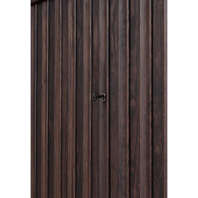 Swedish Cabinet in Stained Pinewood attributed to Göran Malmvall for Svensk Fur, 1940s For Sale - Image 9 of 18