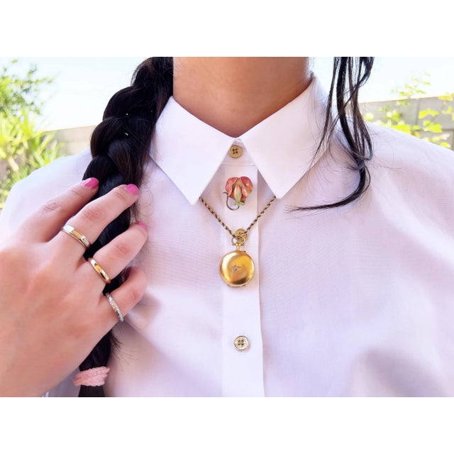 Metal Antique 18k Wedding Band, Size 5.25 For Sale - Image 7 of 7