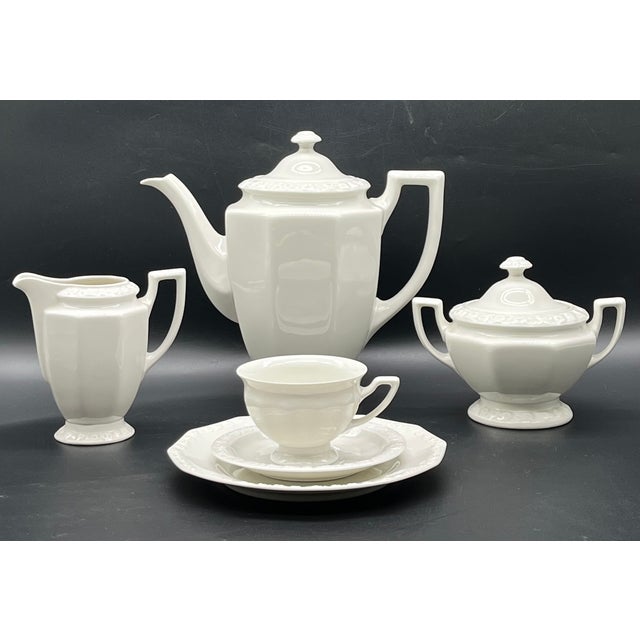 Rosenthal Maria White Porcelain Coffee Service from Rosenthal, 1940s, Set of 27 For Sale - Image 4 of 18
