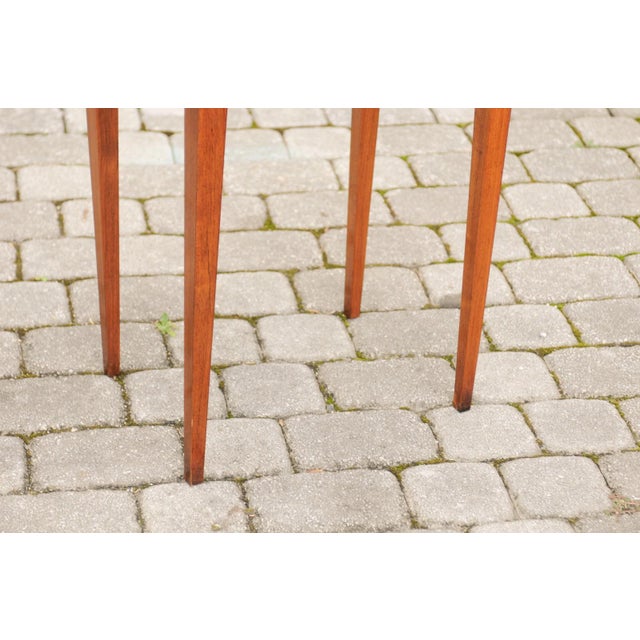 Brown Italian 1820s Walnut Side Table with Oyster Veneer and Inlaid Quadrilobe Motif For Sale - Image 8 of 12