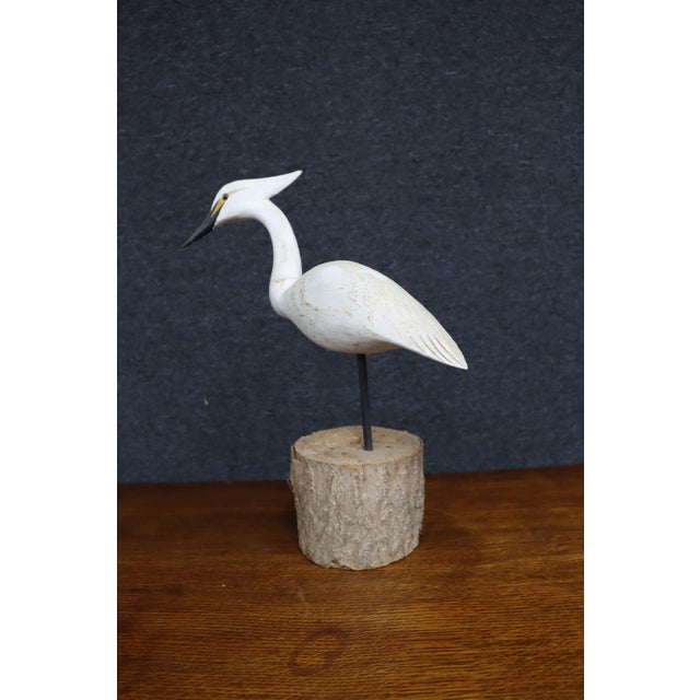 Coastal Hand-Carved White Heron Sculpture on Natural Wood Base by Roe For Sale - Image 3 of 9