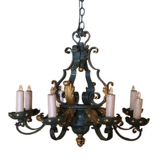 Early 20th Century French Louis XV Painted & Gilt Eight-Light Iron Chandelier For Sale