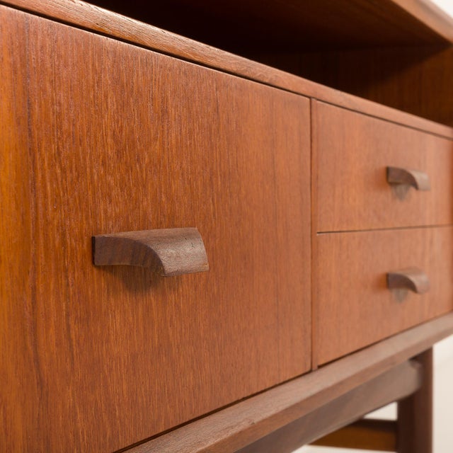 Mid-Century Scandinavian Vanity with Adjustable Mirror, 1960s For Sale - Image 9 of 18