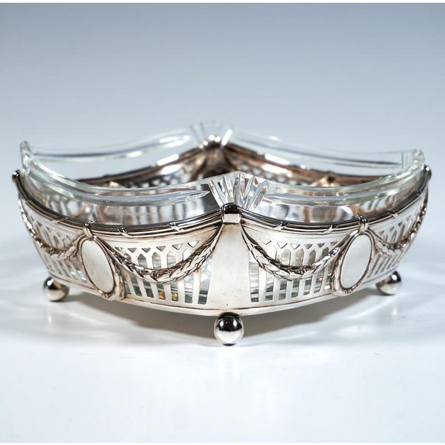 Early 20th Century Art Nouveau Silver Baskets with Cut Glass Inserts, Germany, 1910, Set of 2 For Sale - Image 5 of 7