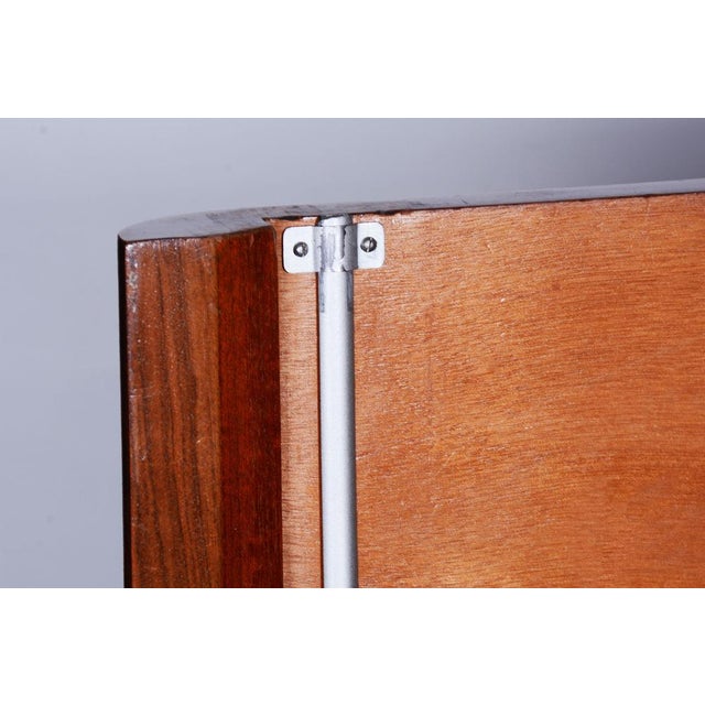 Bauhaus Czechia Sideboard in Walnut and Chrome-Plated Steel by Robert Slezak, 1930s For Sale - Image 17 of 18