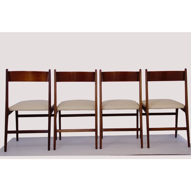 Vintage Danish Style Chairs in Light Beige Textured Fabric, Set of 4 For Sale - Image 3 of 4