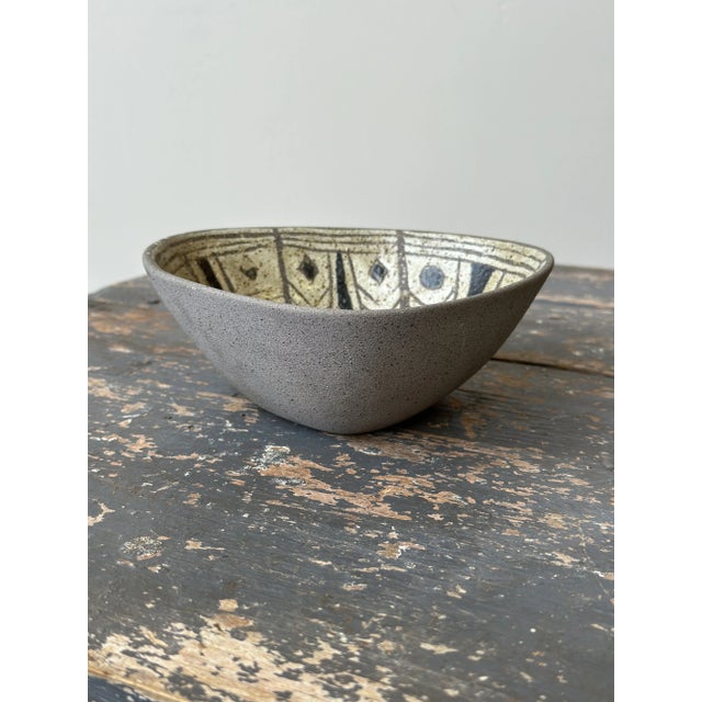 Vintage Triangular Stoneware Bowl With Geometric Glaze Detailing, Circa 1970s For Sale - Image 12 of 14