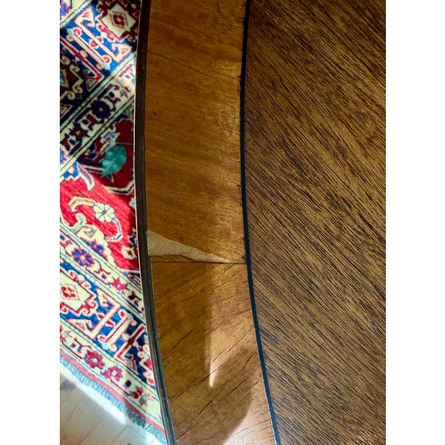Brass Vintage Banded Mahogany Double-Pedestal Dining Table (Seats 10-12) With 2 Documented 1971 Hickory Mfg. Co. Chairs & 2 Queen Anne-Style Armchairs For Sale - Image 8 of 13