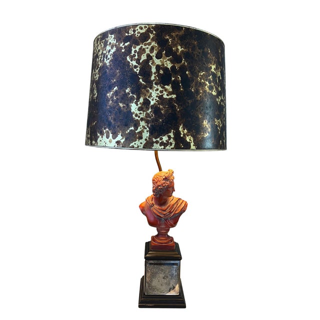 1960s Vintage Neoclassical Bust and Mirrored Table Lamp With Gold Tortoiseshell Shade For Sale - Image 5 of 13