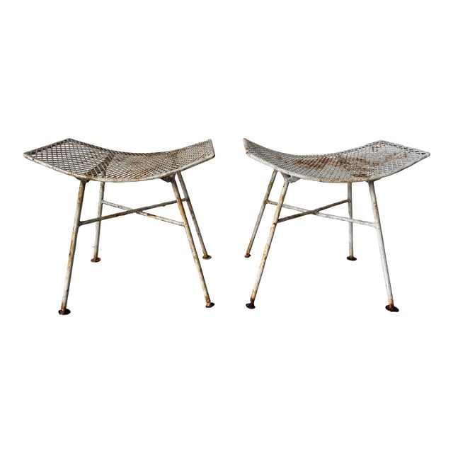 Mid-20th Century Maurizio Tempestini for Salterini Outdoor Metal Footstools / Ottomans – Pair For Sale