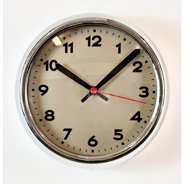 Metal Vintage Wall Clock from Pragur, 1940s For Sale - Image 7 of 18