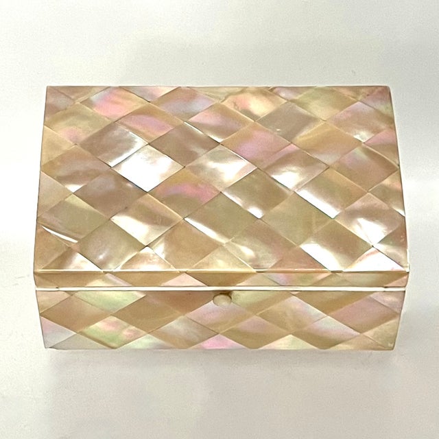 19th Century Domed Victorian Shell Marquetry Box For Sale - Image 13 of 14