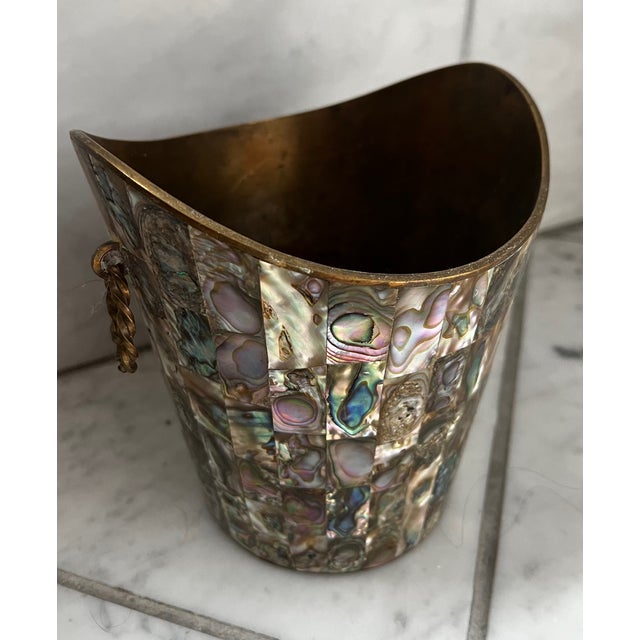 1950s Vintage Taxco Mexican Abalone & Brass Ice Bucket W Tongs For Sale - Image 5 of 13
