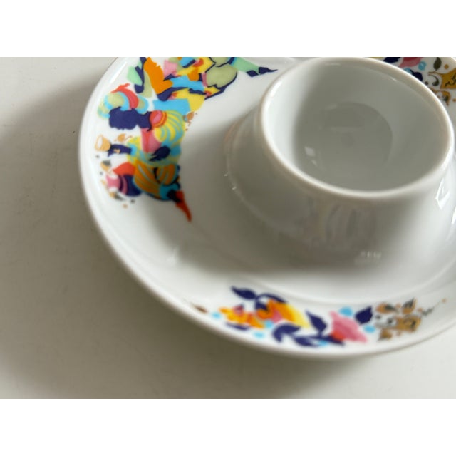 Abduction from the Seraglio Form Asimmetria Egg Cup with Tray by Bjørn Wiinblad for Rosenthal Studio Line Germany, 1980s, Set of 6 For Sale - Image 6 of 9