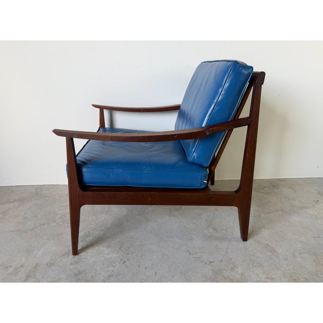 Mid Century Ib Kofod Larsen Style Scandinavian Lounge Chair With Blue Leather Cushions For Sale In Miami - Image 6 of 18