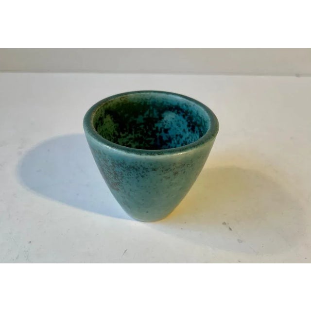 Mid-Century Modern Stoneware Vase in Green Glaze, Saxbo, 1950s For Sale - Image 3 of 10