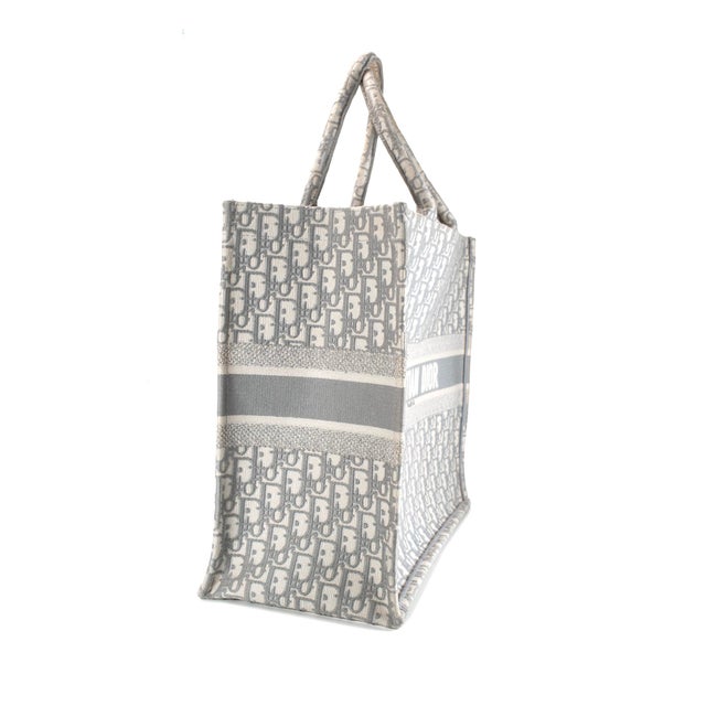 Modern Christian Dior Book Medium Oblique Embroidery Gray Canvas Tote Bag For Sale - Image 3 of 8