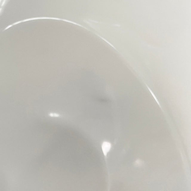 Italian Modern Spiral Shape Modular Wall Lamps in White Acrylic Glass, 1980s, Set of 9 For Sale - Image 6 of 11
