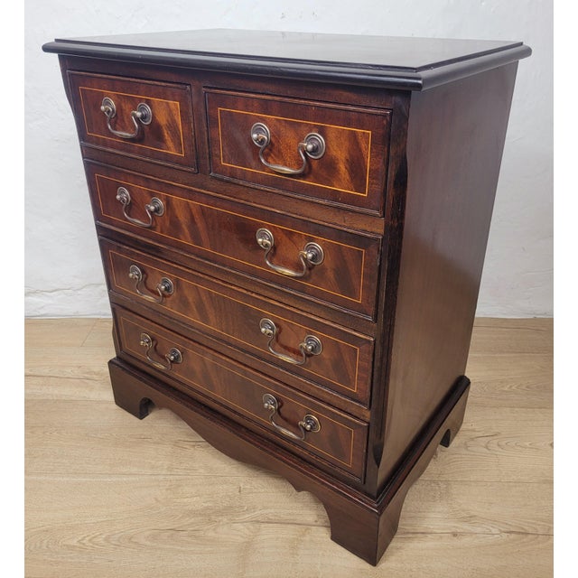 Vintage Chest of Drawers in Mahogany, 1950 For Sale - Image 4 of 17