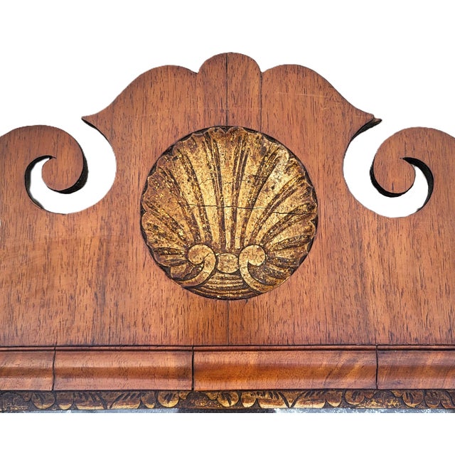 American 18th C American Mahogany & Gilt Chippendale Shell Carved Mirror For Sale - Image 3 of 12