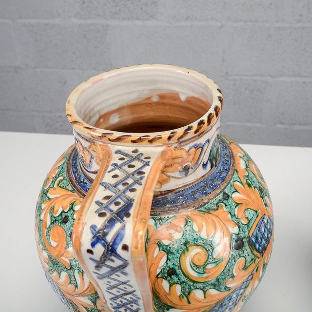 Vases from Deruta, Mid-20th Century, Set of 2 For Sale - Image 14 of 18