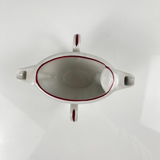 Double-spout gravy boat, Réverbère model by KG Lunéville Dimensions: 17.5 x 14.5 cm Height: 7.5 cm Very good condition,...