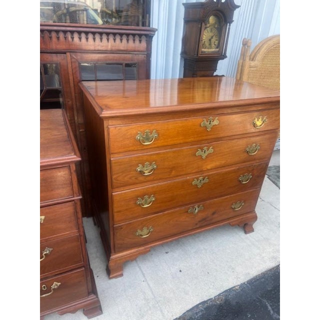 Late 19th Century Antique Mahogany American Chest of Drawers For Sale - Image 5 of 6