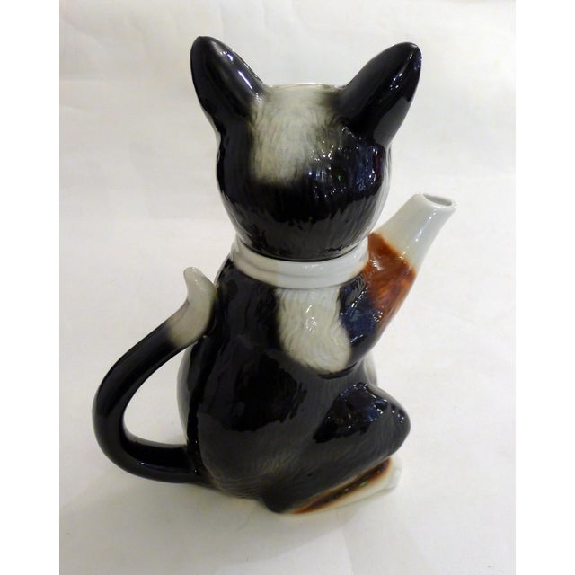 Zoomorphic Cat Teapot in English Earthenware by Tony Wood Studio, 1970s For Sale - Image 4 of 12