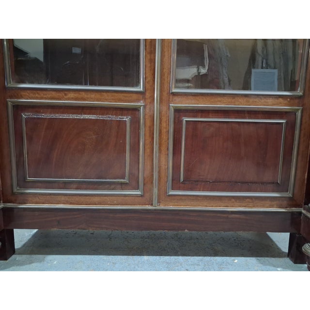 Wood 19th Century French Napoleon III Mahogany & Brass Mounted Library Bookcase With Original Glass For Sale - Image 7 of 9