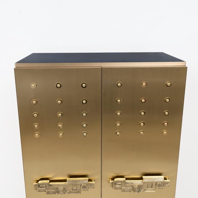 Hollywood Regency Italian Brass Bar Cabinet with Sculptural Cast Brass Handles, 1980 For Sale - Image 3 of 11