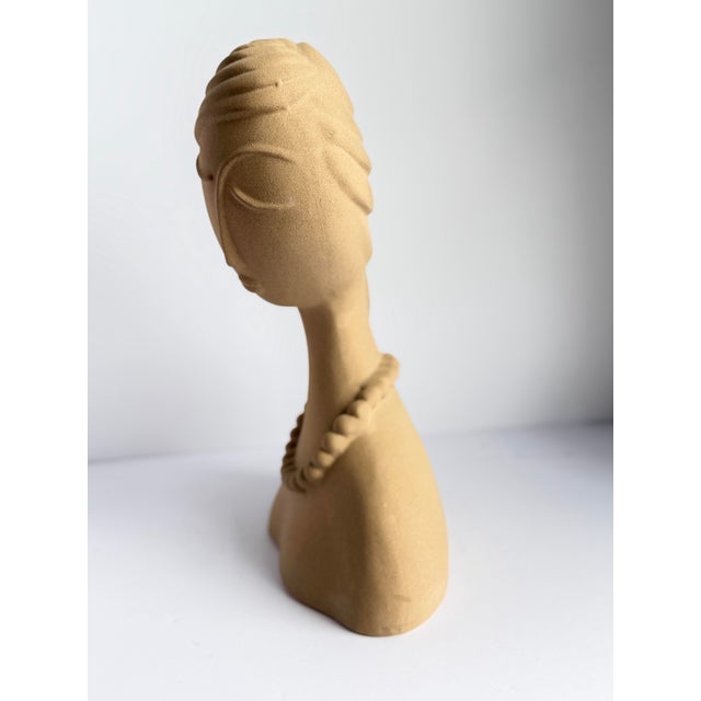Haeger Vintage Haeger Modernist Lady Bust For Sale - Image 4 of 6