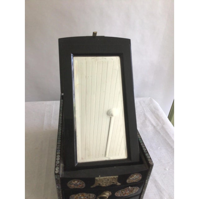 Wood 1950s Black Lacquered Wood & Mother Of Pearl Inlayed Small Dressing Box For Sale - Image 7 of 10