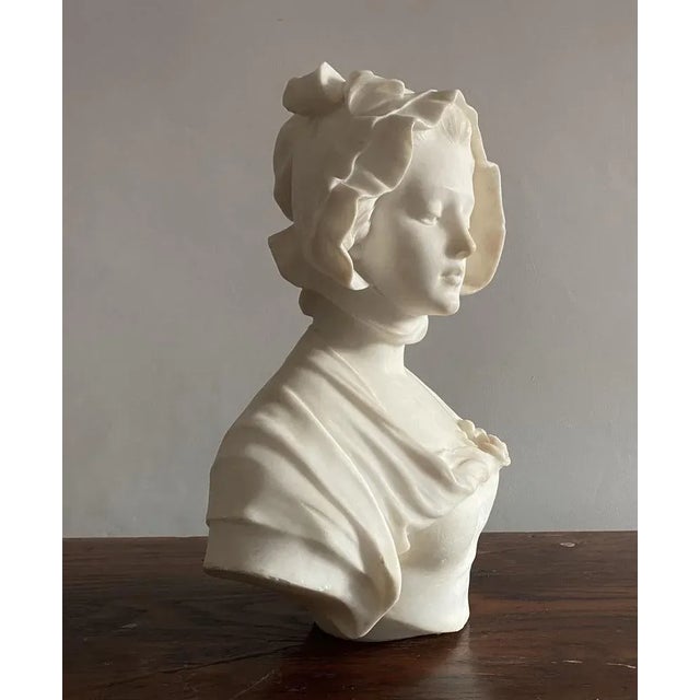 Stone Grazile Girl Sculpture in Alabaster, 1800s For Sale - Image 7 of 7