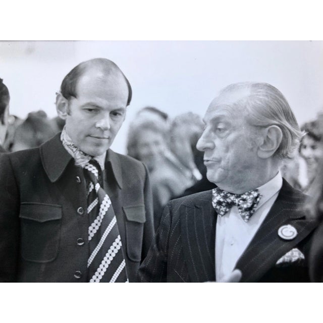 American Fred McDarrah, Vintage Print Silver Gelatin Signed Photograph Sidney Janis, Conrad Janis, NYC, 1972 For Sale - Image 3 of 5