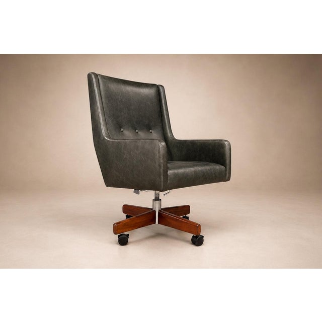 “Holperin” Executive Armchair in Green Leather & Brazilian Rosewood, Sergio Rodrigues for Oca, Brazil, 1962 For Sale - Image 14 of 18