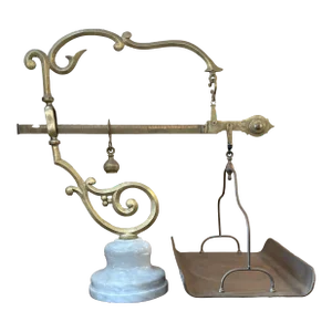 P Quindici 19th Century Chilog Brass and Marble Balance Scale