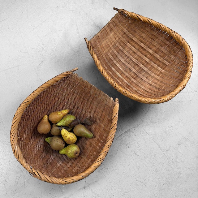 Brown Japanese Shōwa Bamboo Baskets, 1950s, Set of 2 For Sale - Image 8 of 8