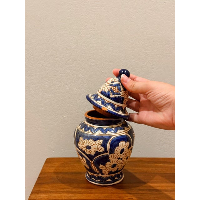 Rustic Vintage Traditional Pot with Lid, Alentejo, Portugal, 1960s For Sale - Image 3 of 7