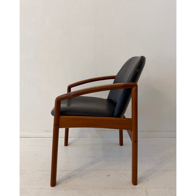 Mid-Century Modern German Teak Chair in Black Leather, 1960s For Sale - Image 4 of 13