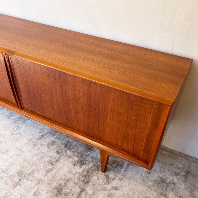 Model 156 Sideboard in Teak by Isabel Bernhard for Pedersen & Søn, 1960s For Sale - Image 11 of 14
